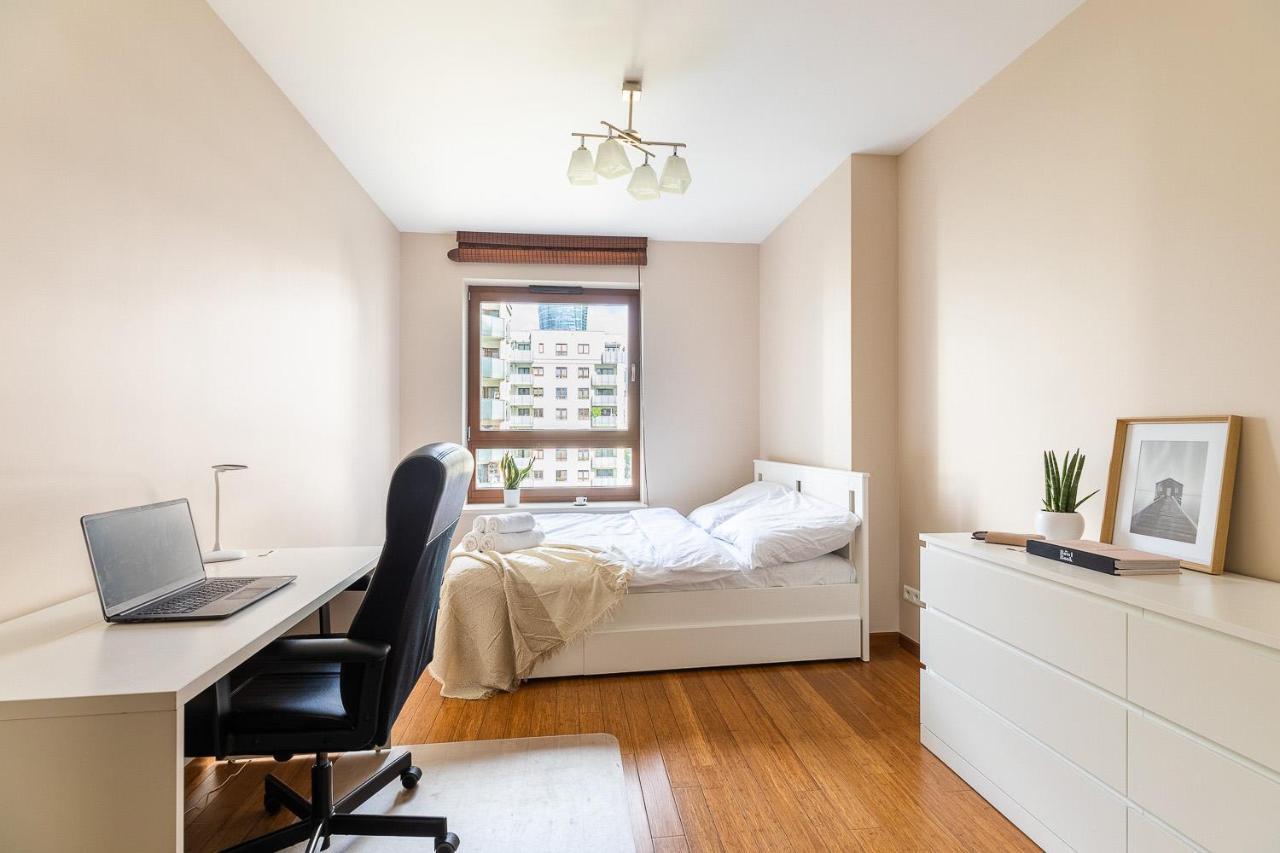 P&o Gieldowa Serviced Apartment Warsaw