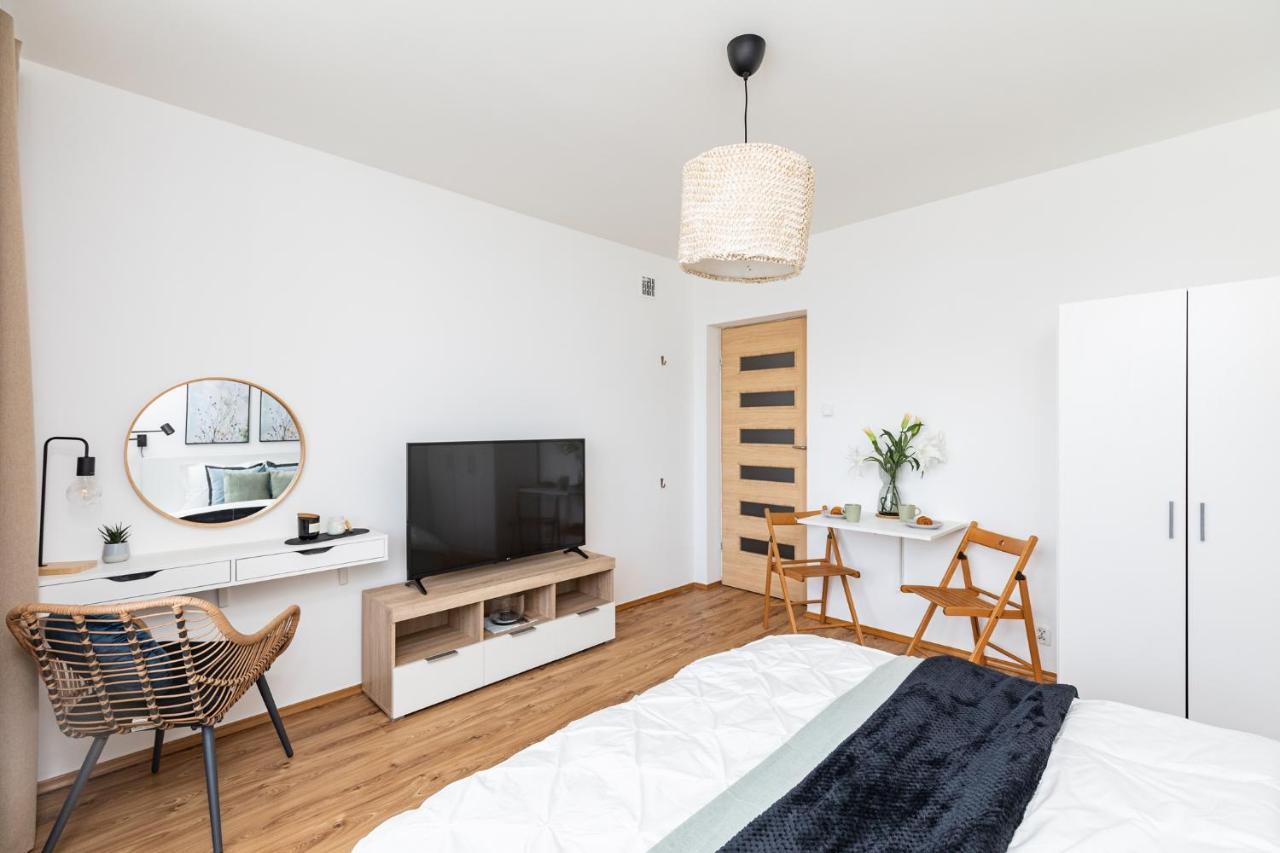 Apartment Airport Hynka By Arrenda Warsaw