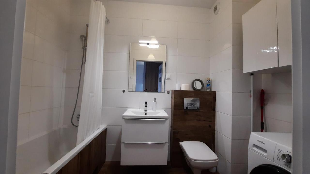 Ursa - Wygodny Apartament I Bezplatny Parking Na Miejscu * Warsaw