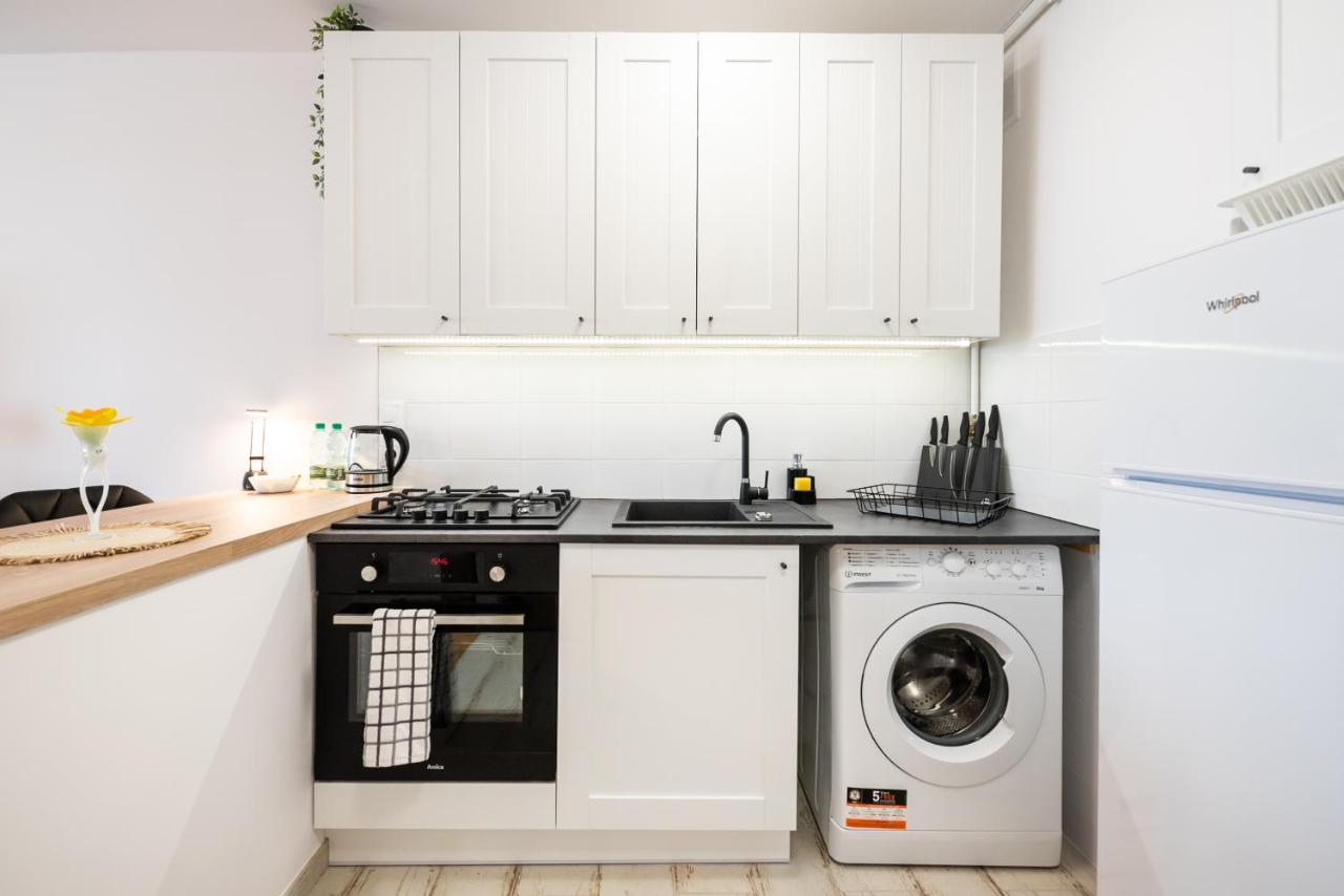 Ogrodowa Gracious Studio Apartment Warsaw