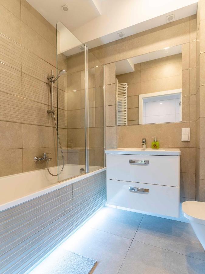 Apartamento First -- Zoliborz 4 Varsóvia