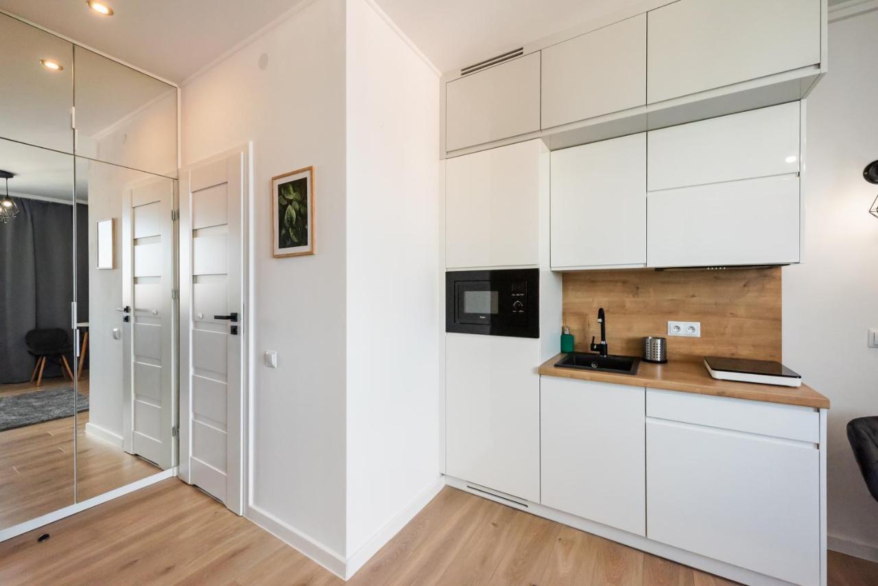 Centre High Floor View Apartment