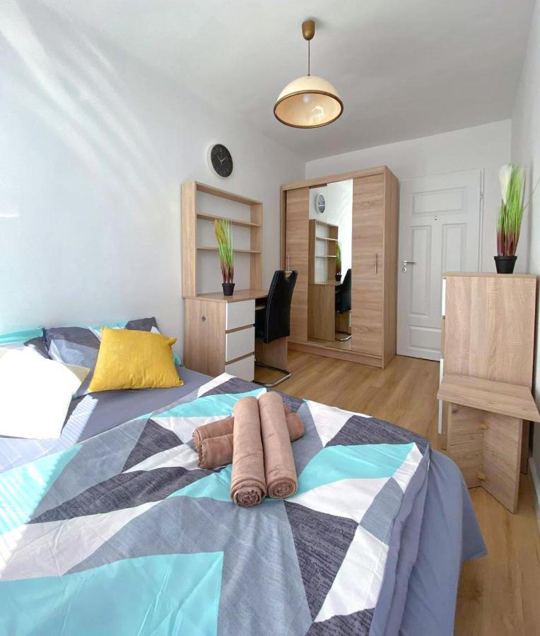 Bright №2 Grzybowska 9 Guest house Warsaw