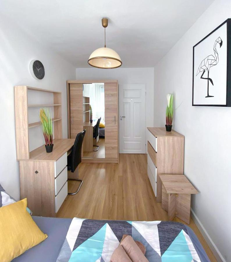 Guest house Bright №2 Grzybowska 9