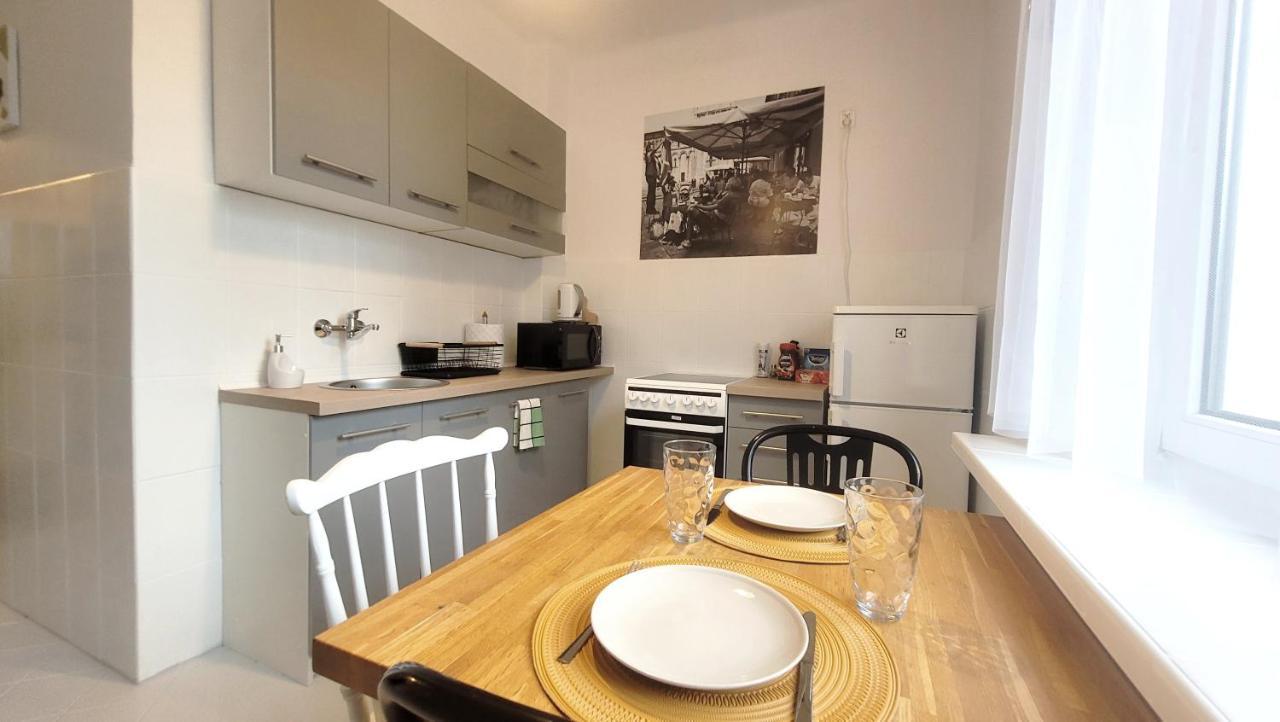 Apartment Happy Life - Next To Metro Station Warsaw