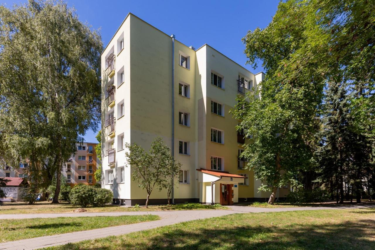 Apartment Studio Wlochy 1 Sierpnia By Renters