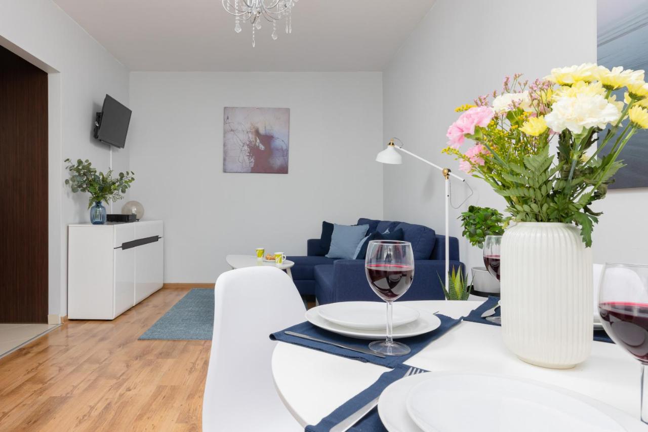 Bemowo With Balcony By Renters * Warszawa