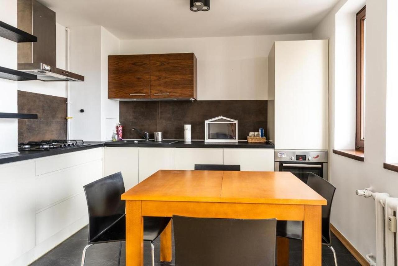 Golden Apartments - City Center - Twar44 Apartment