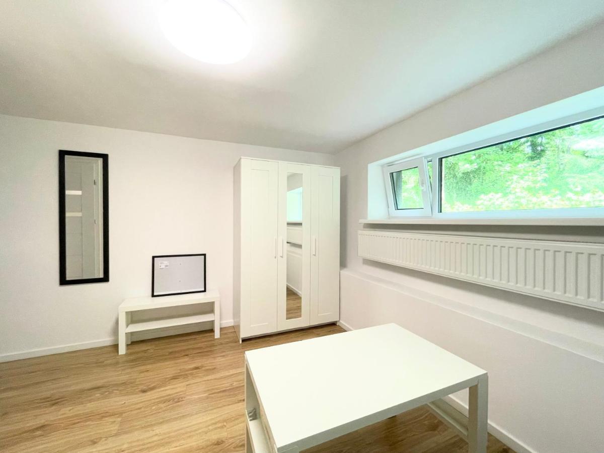 Apartment 2 Min To Subway, Good Localisation, Batorego 16 A6 *
