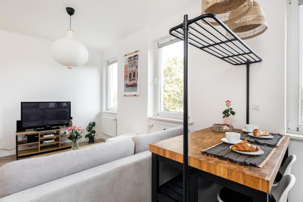 Ciche Studio, Blisko Metra Politechnika, Parking Apartamento *