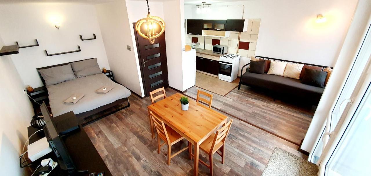 Fast Internet, 40m2studio, Balcony, Alejas.60a M84 Apartamento Varsóvia