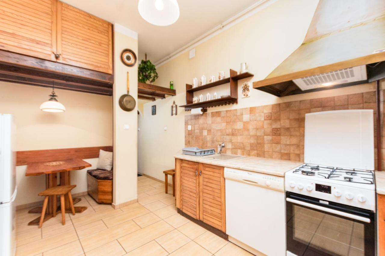Apartment Zelazna 101 By Homeprime Warschau