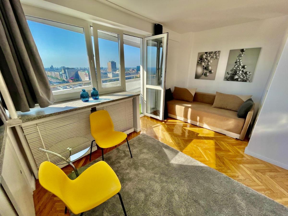 Apartment Super Grey 2 Metro Fast Wifi 65'tv Netflix Hbo Appletv+