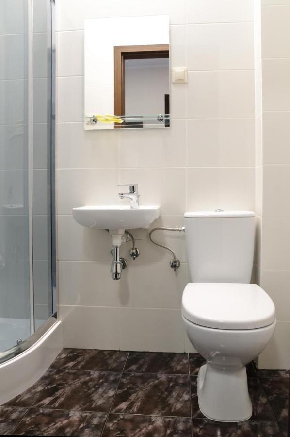 Baza Hotelowa Nowe Horyzonty Kompleks wypoczynkowy Warszawa
