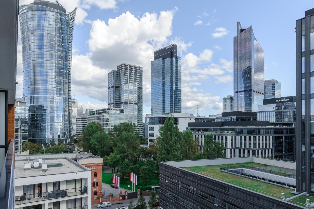 Modern With Access To The Pool Near Rondo Daszynskiego Station Warsaw