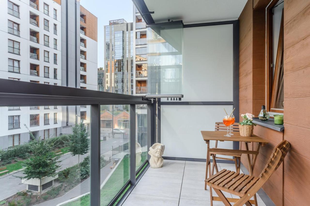 Modern With Access To The Pool Near Rondo Daszynskiego Station Căn hộ