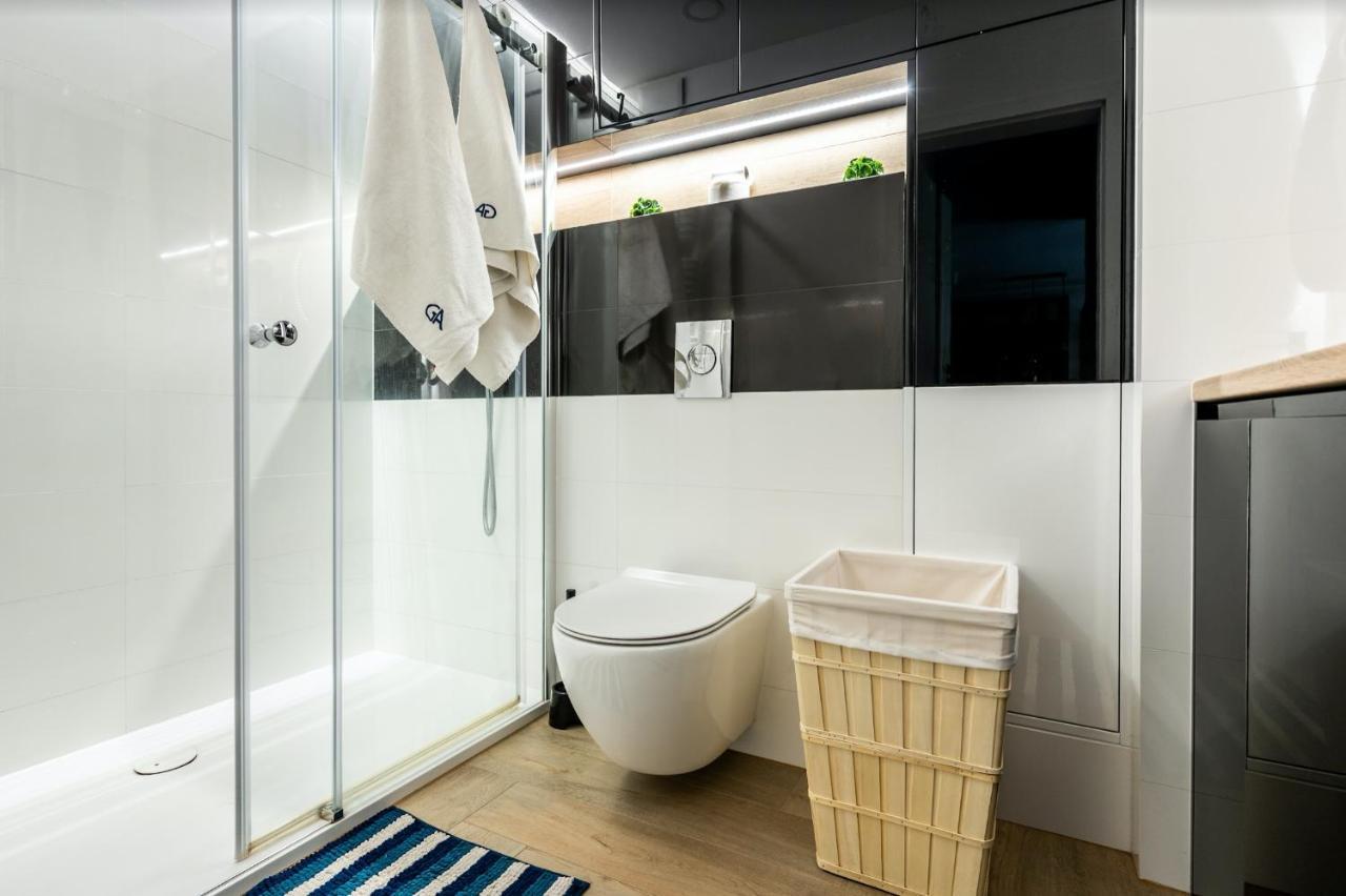 Luxury Mennica - Golden - Center Apartment Warsaw