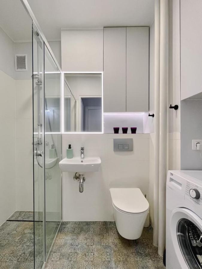 Przy Atrium, Stacja Metra Rondo Onz Căn hộ *