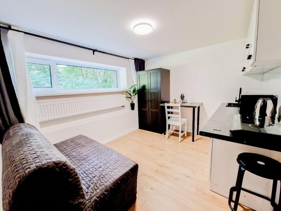 Apartamento 2 Min To Subway, Good Localization, Batorego 16 A4 Varsóvia