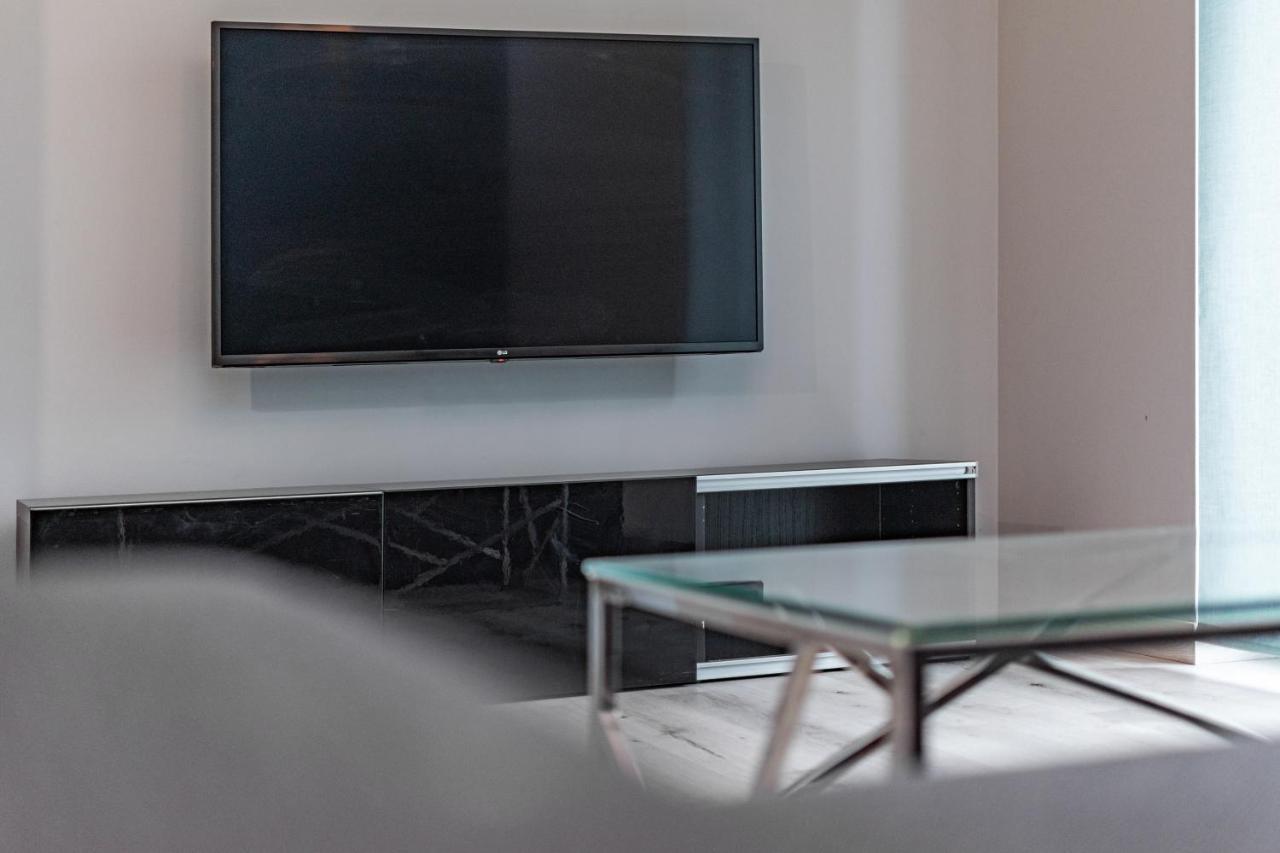 Lopuszanska 55 By Homeprime Apartment