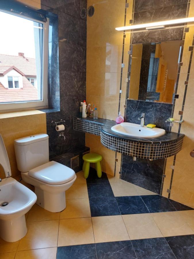Guest house D&n *
