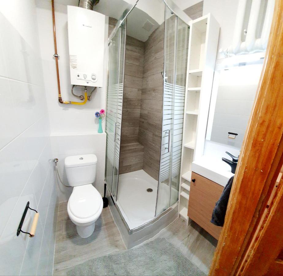 Separated Kitchen, Fast Internet Aleja 3 Maja 2m80 Apartment