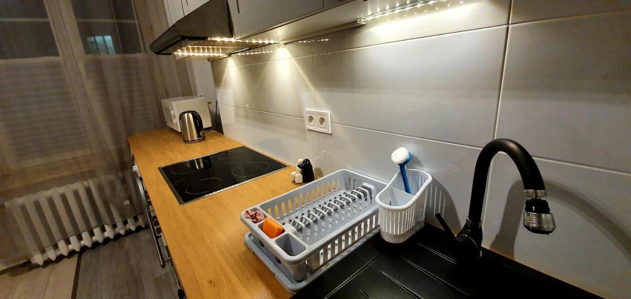 Separated Kitchen, Fast Internet Aleja 3 Maja 2m80