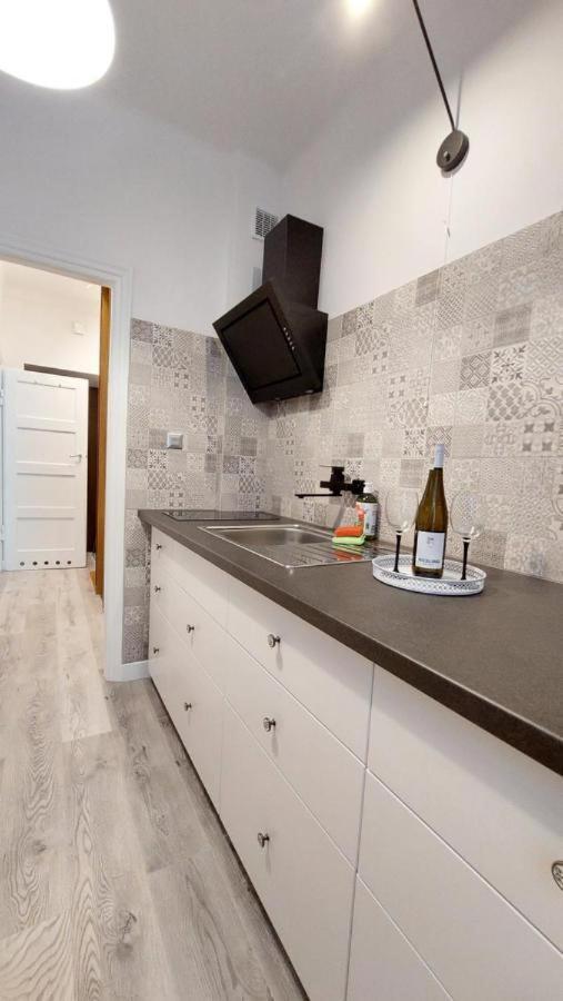 Apartament In The Old Town & Fast Internet - Bednarska 20 M 7 Warszawa
