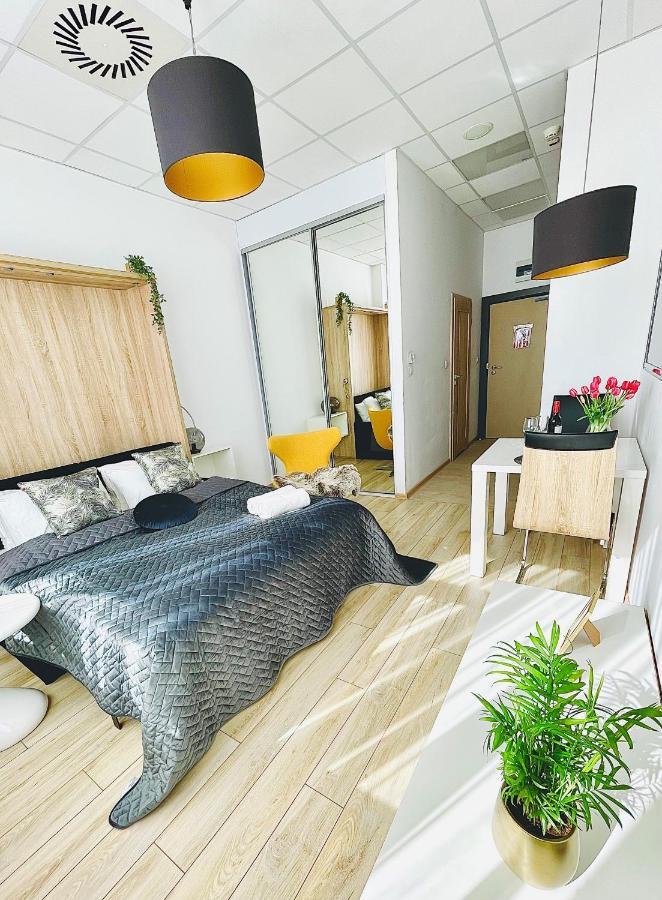 Ale Jerozolimskie Aparthotel *