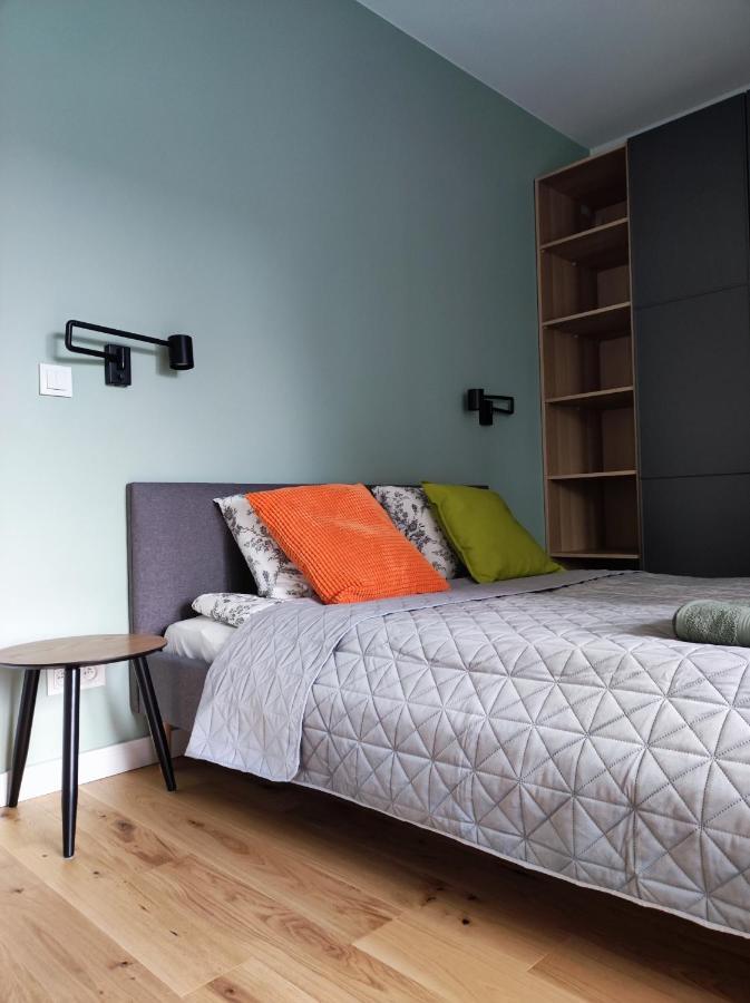Bohema Praga Apartments, Metro Szwedzka, Near Old Town