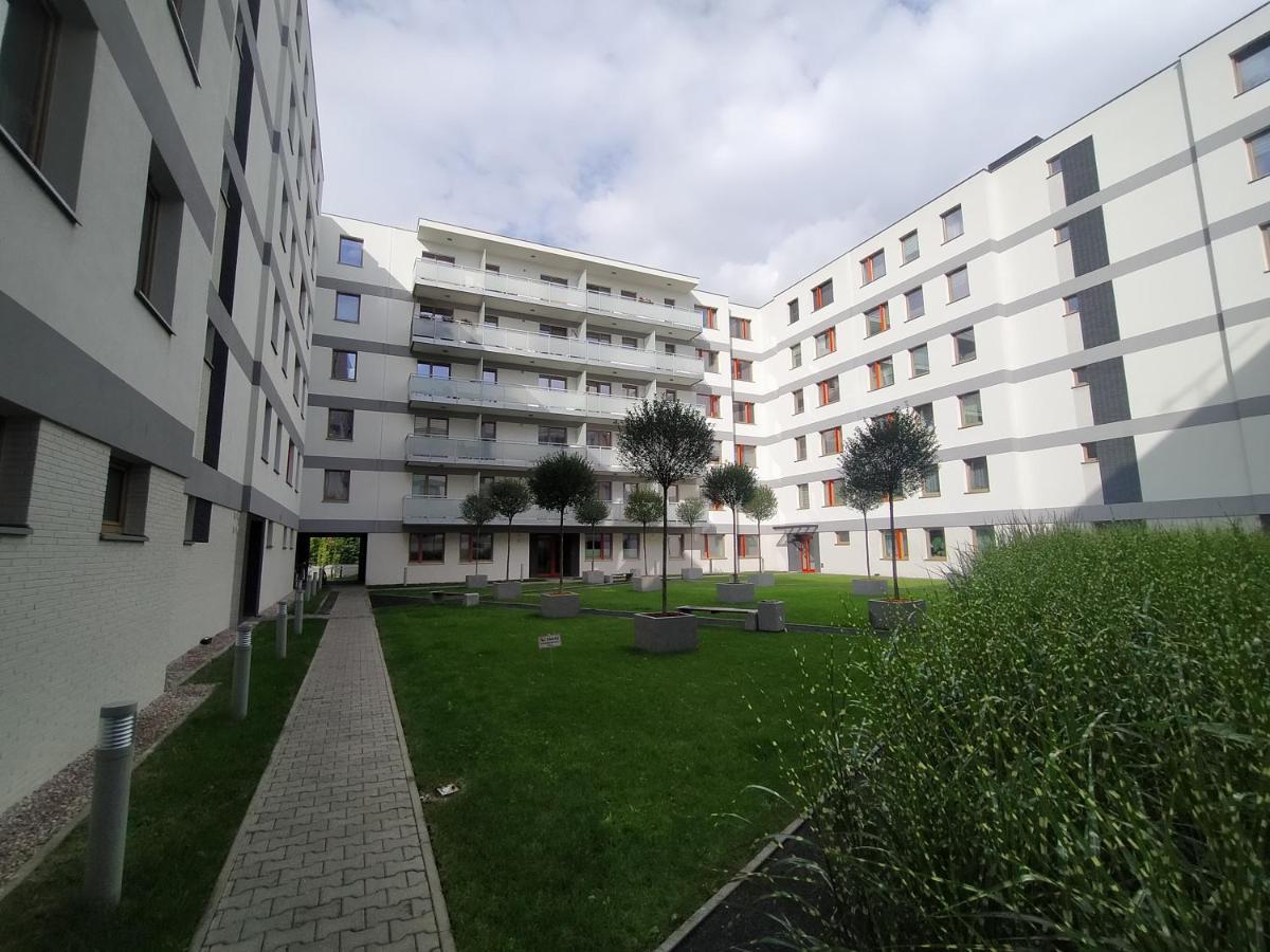 Z Parkingiem, Obok Metra. Apartament *