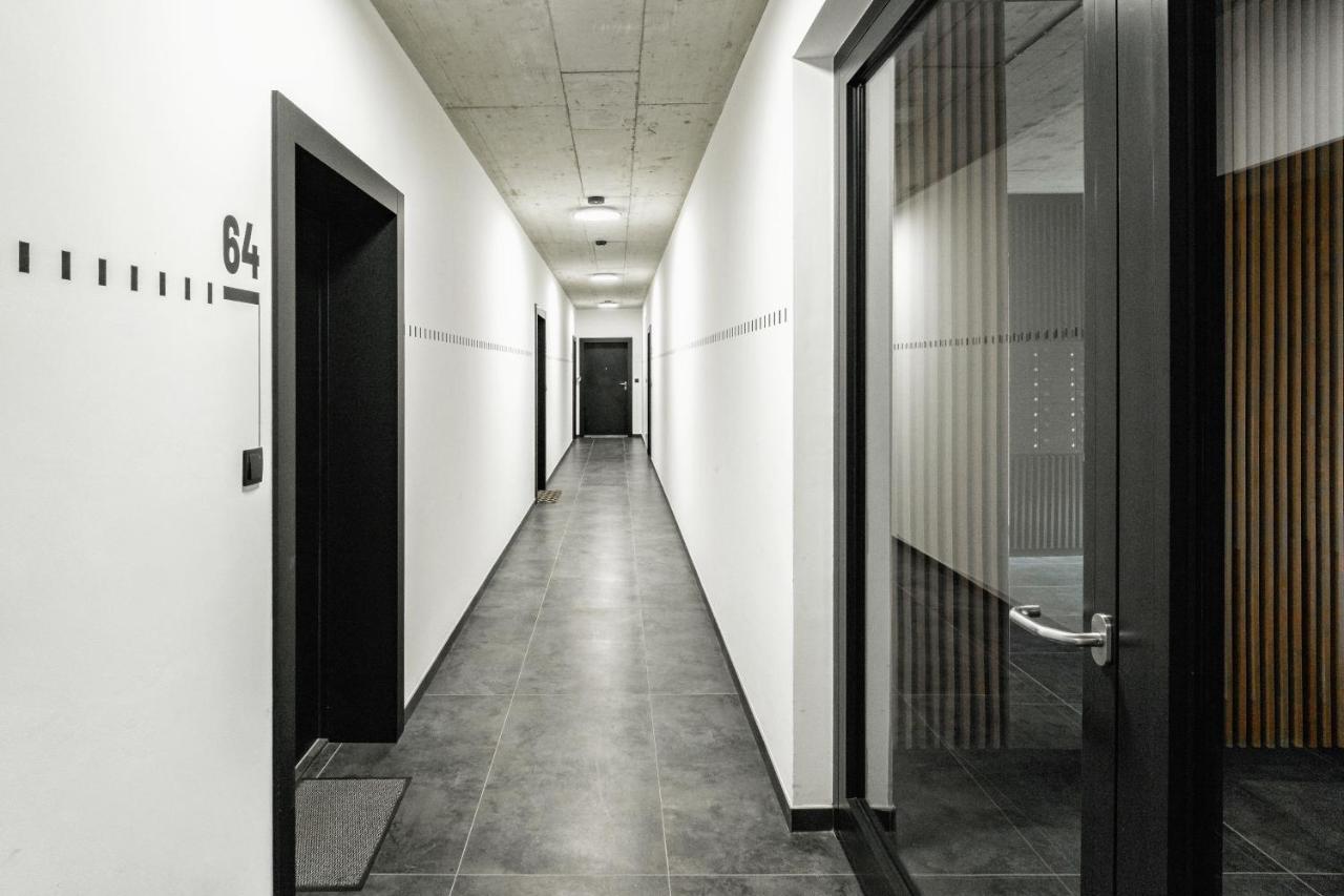 Apartment Mieszkanie Z Mini Ogrodkiem Hamak Brazylijski Warsaw