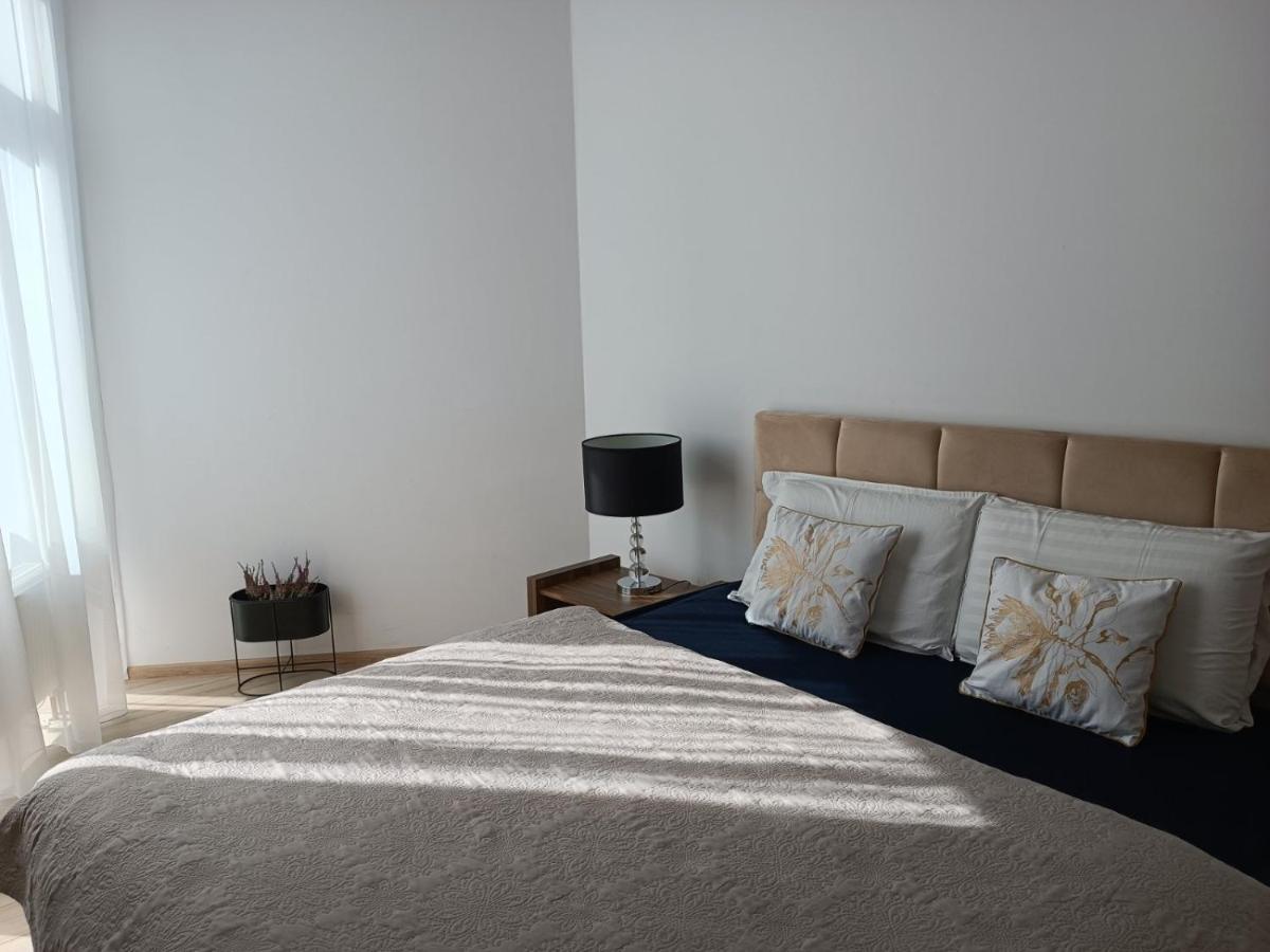 Aleje Jerozolimskie Apartament *