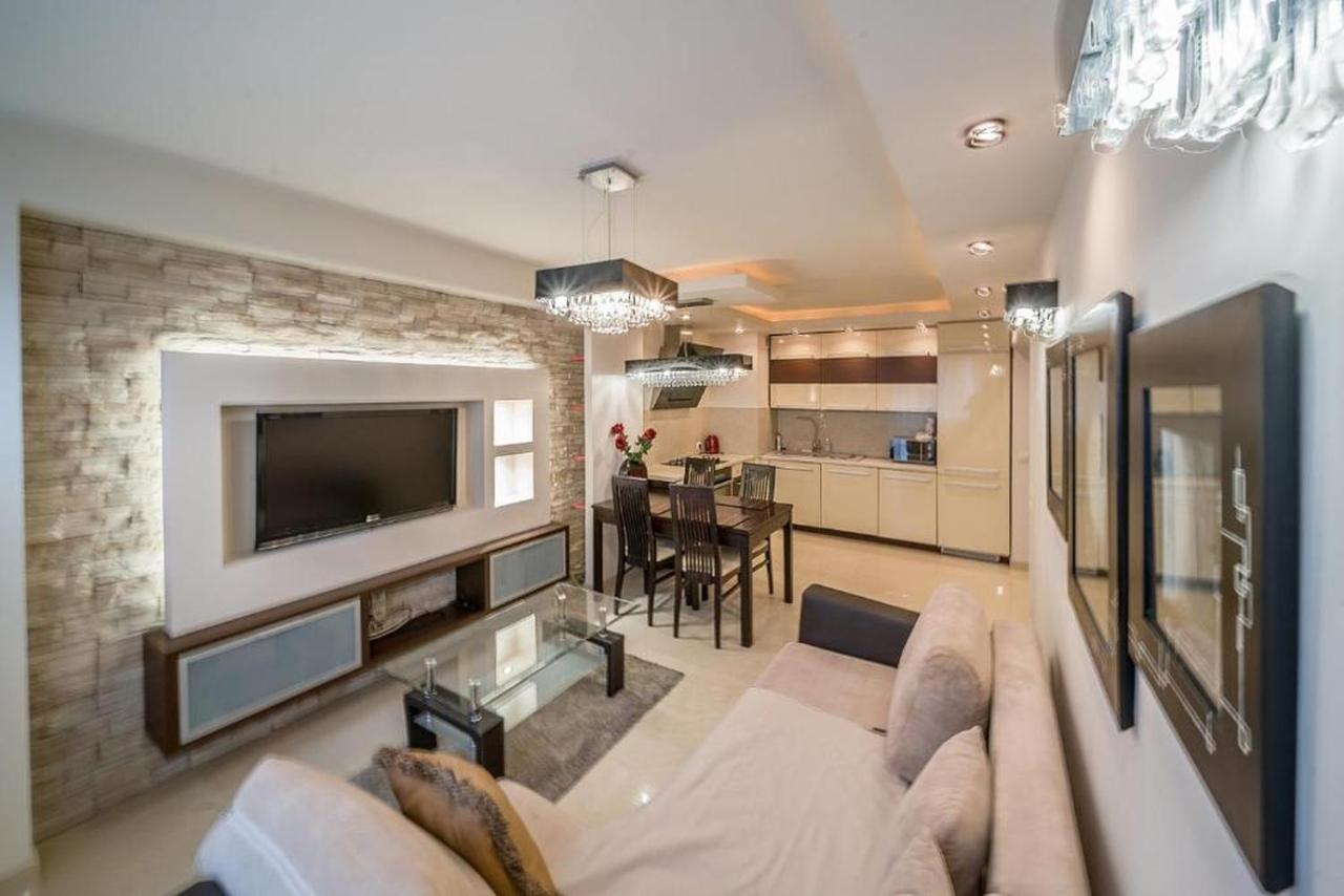 Golden Apartments - City Center - Grzyb5 Apartment