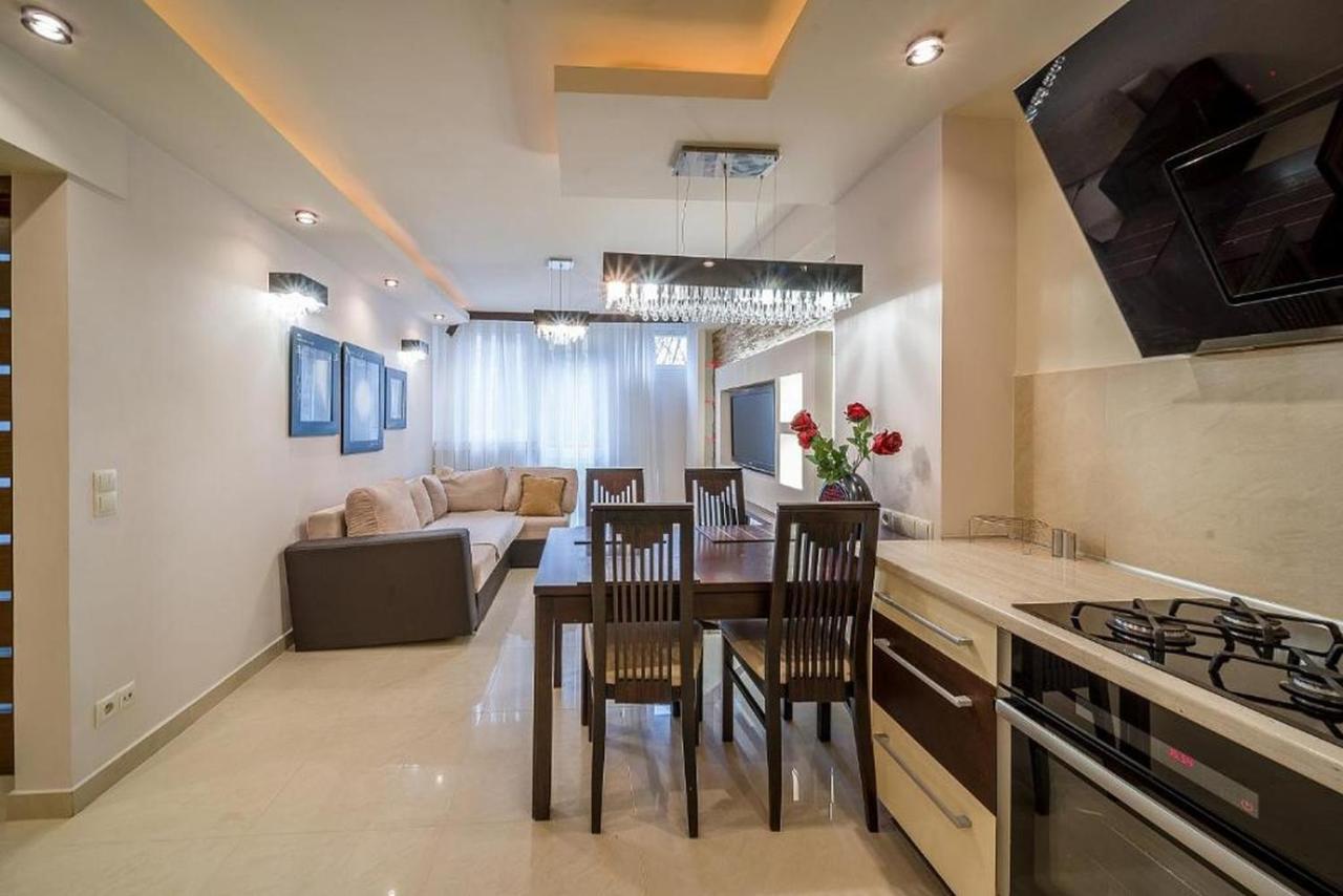 Apartment Golden Apartments - City Center - Grzyb5 Warsaw