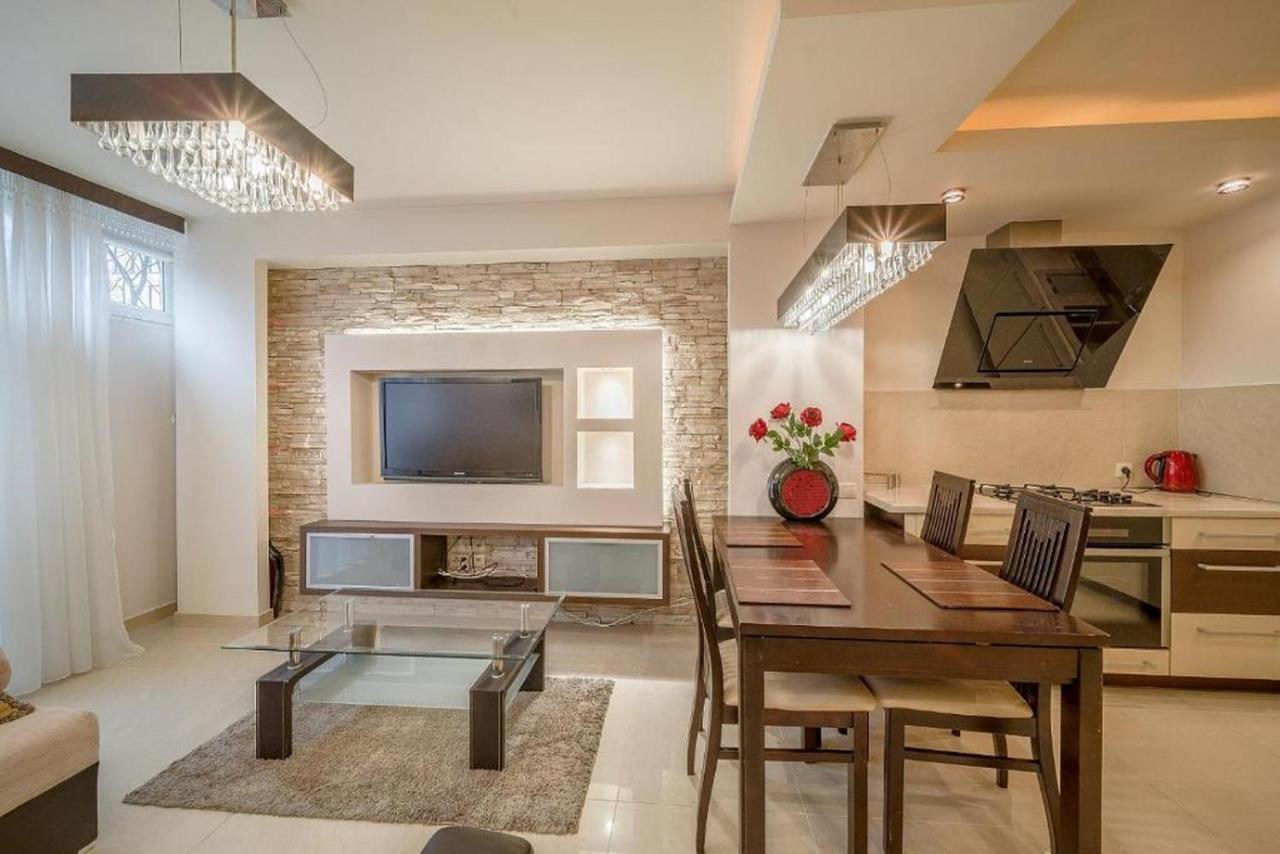 Golden Apartments - City Center - Grzyb5 Warsaw