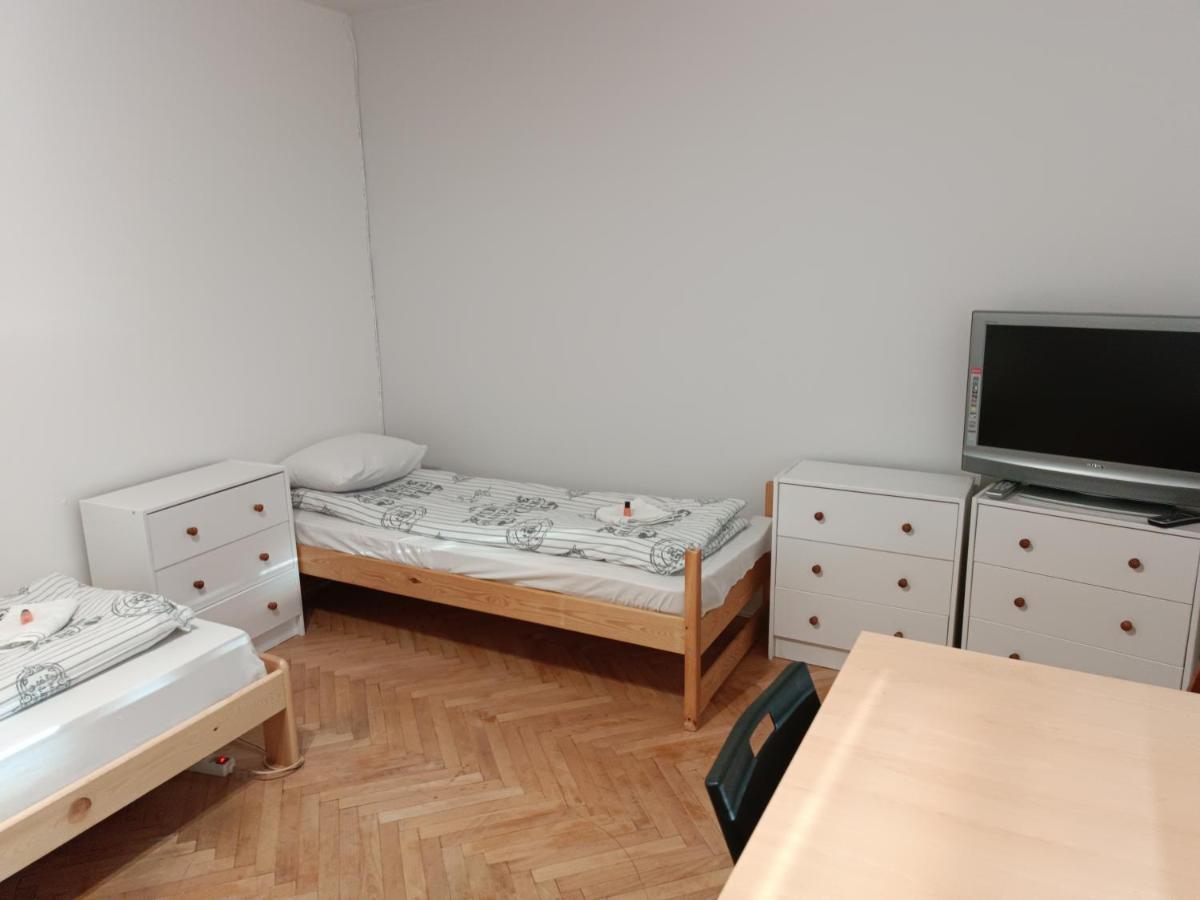 Hostel Pokoje Sunrise Warsaw
