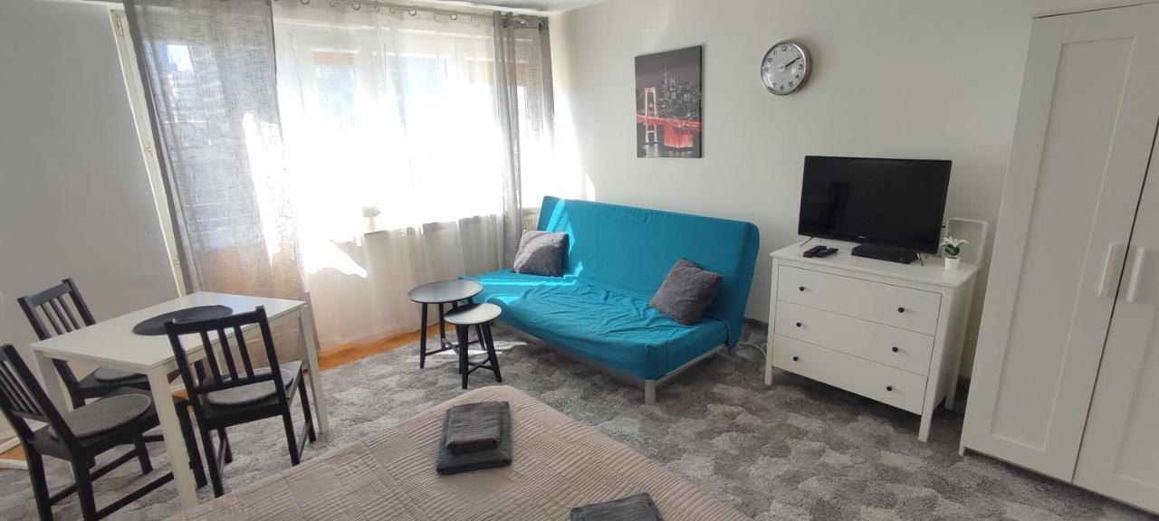 Apartment Centrum - Metro Rondo Onz *