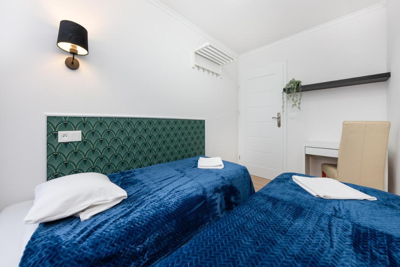 Bed & Breakfast Mg Unit Nocleg -5 Warsaw