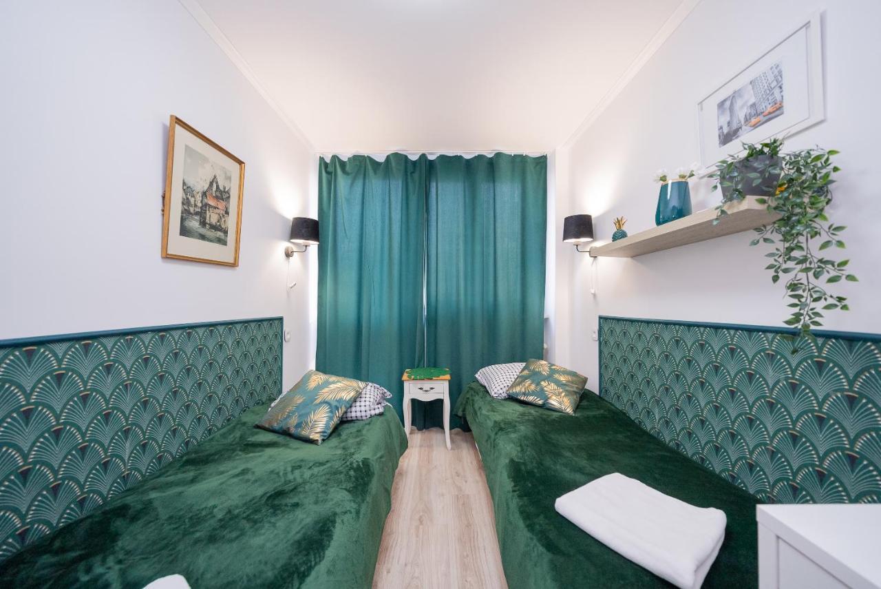 Bed & Breakfast Mg Unit Nocleg -5 *