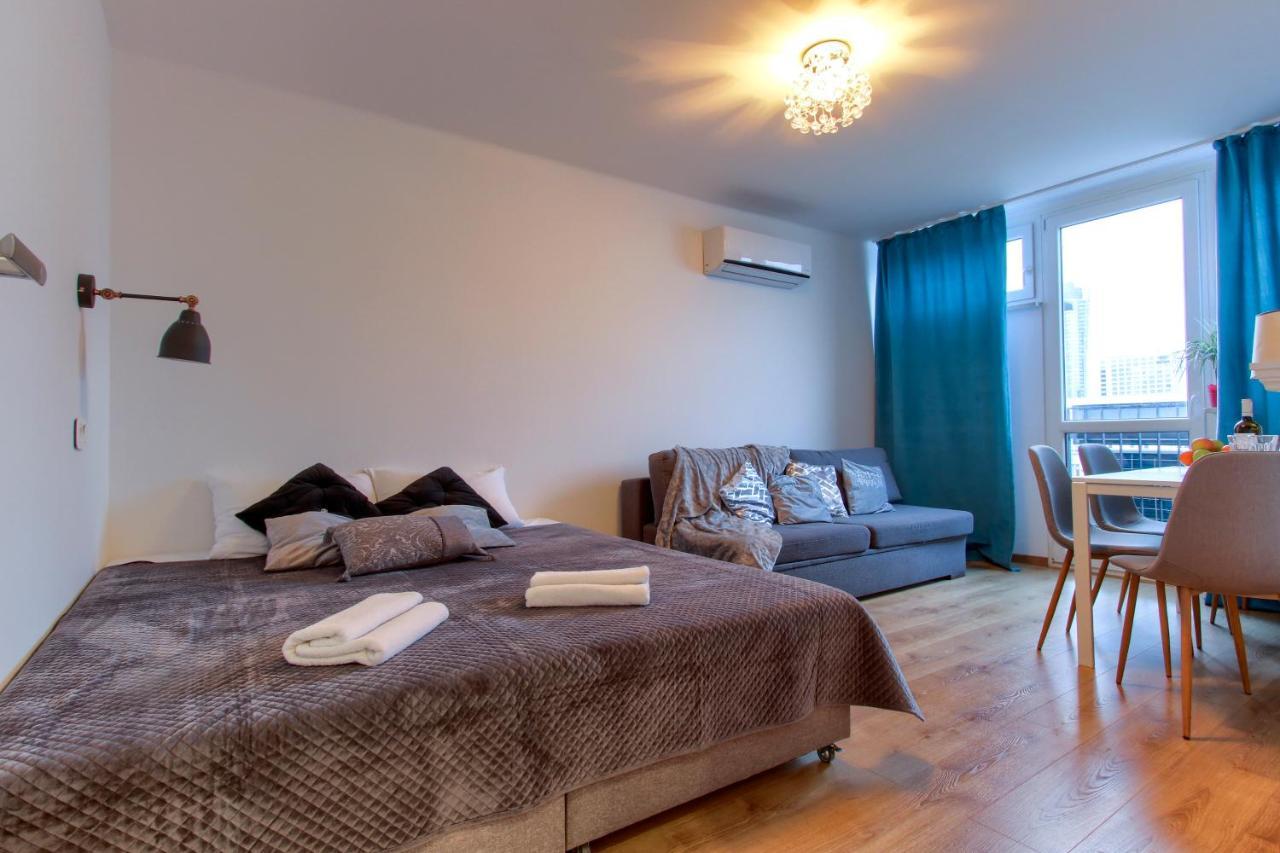Mg Unit Nocleg -5 Bed & Breakfast Warsaw