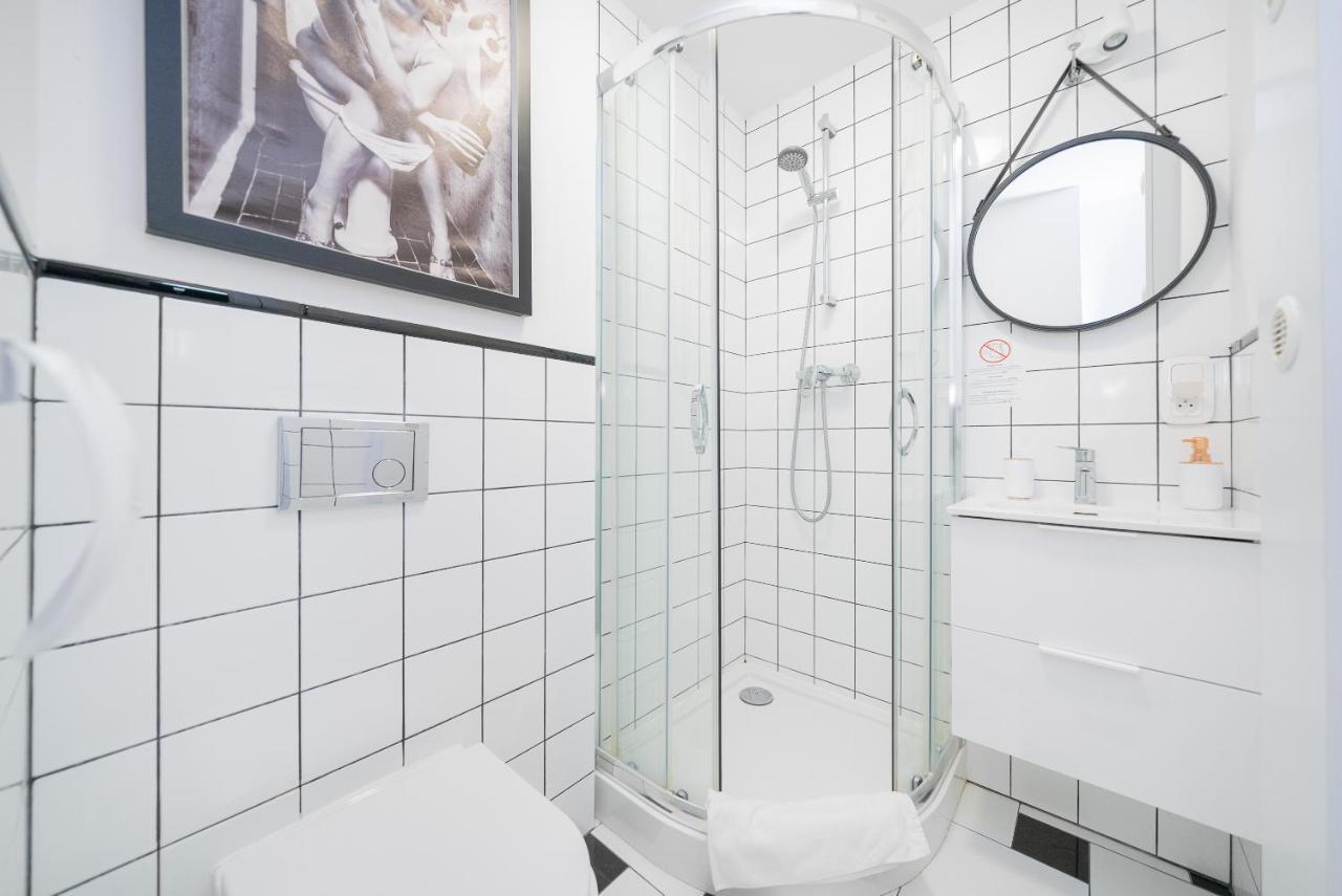 Bed & Breakfast Mg Unit Nocleg -5 Warsaw