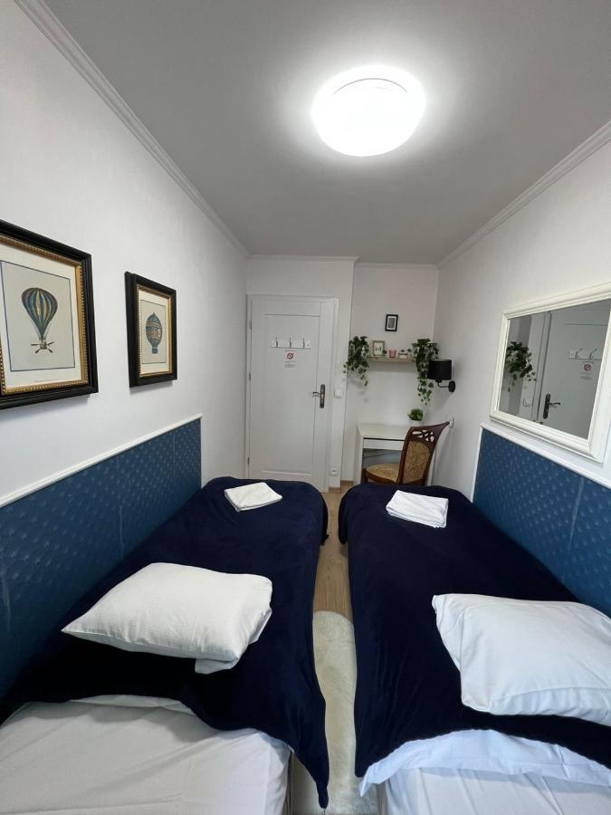 Mg Unit Nocleg -5 Bed & Breakfast *