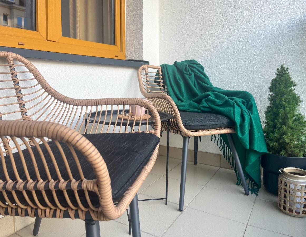 Căn hộ Elegant And Comfortable