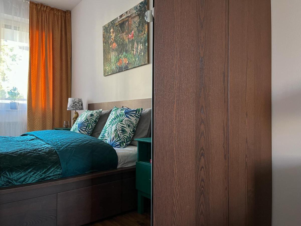 Căn hộ Elegant And Comfortable *