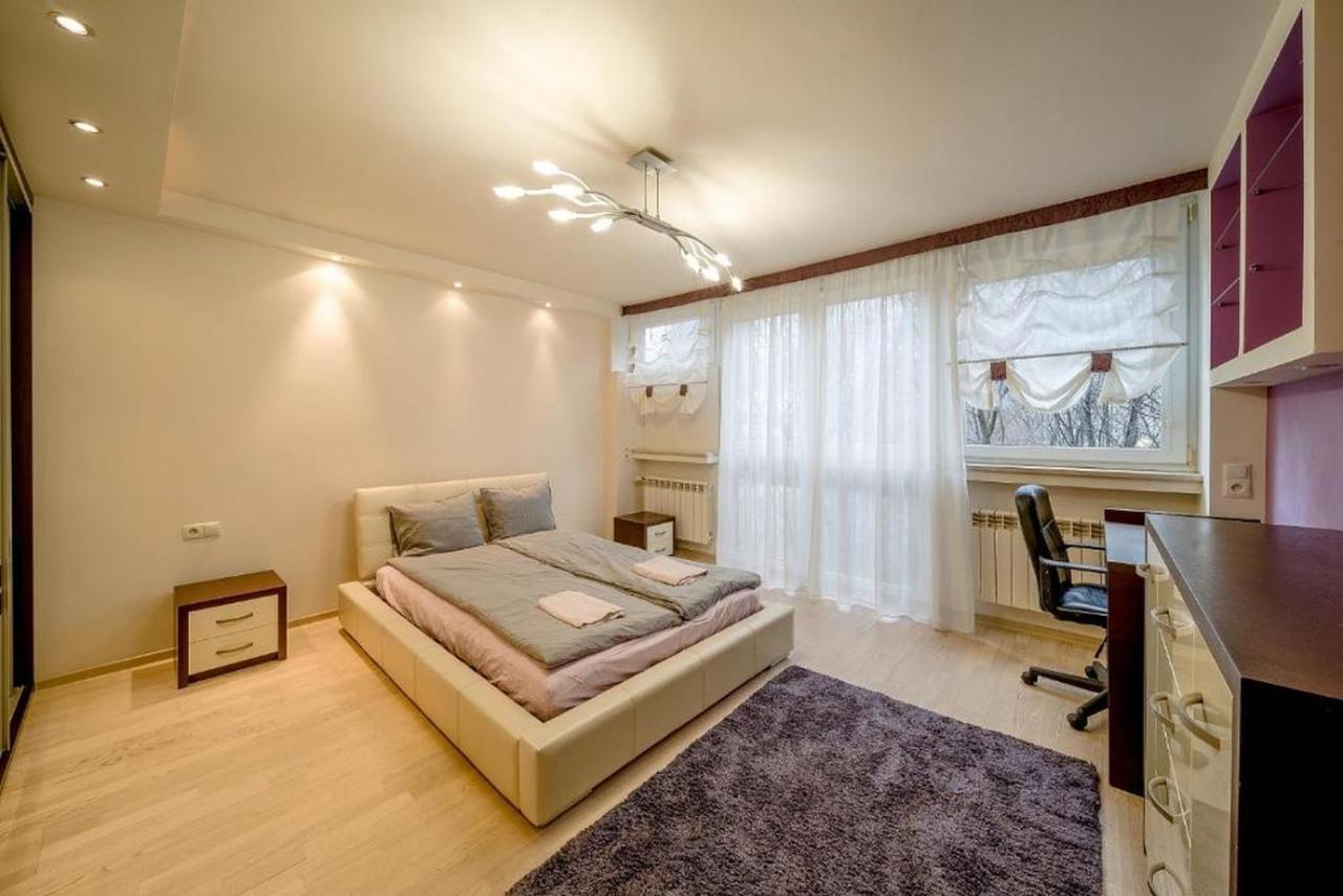 Apartment Golden Apartments - City Center - Grzyb5 Warsaw