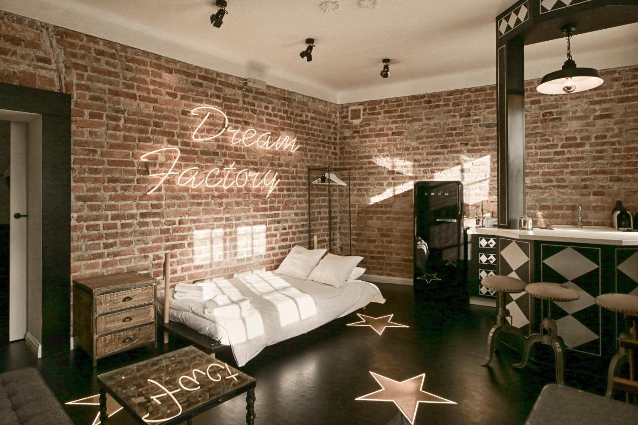 Dream Factory Apartment *