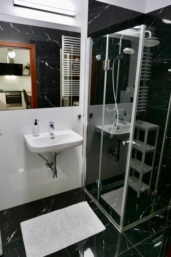 Zdrowa In Wilanow Apartamento *