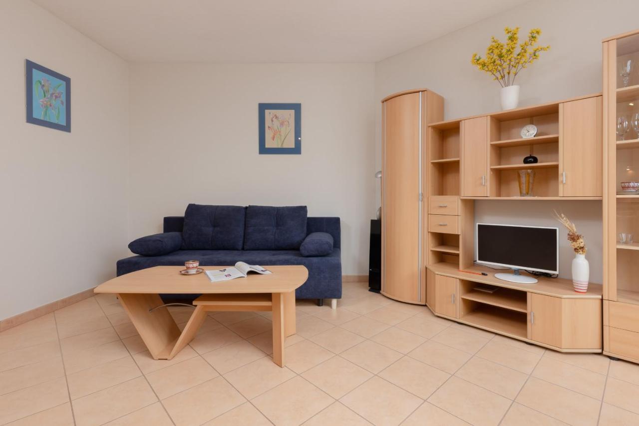 Pejzazowa Metro Wilanowska Mokotow By Renters Warsaw