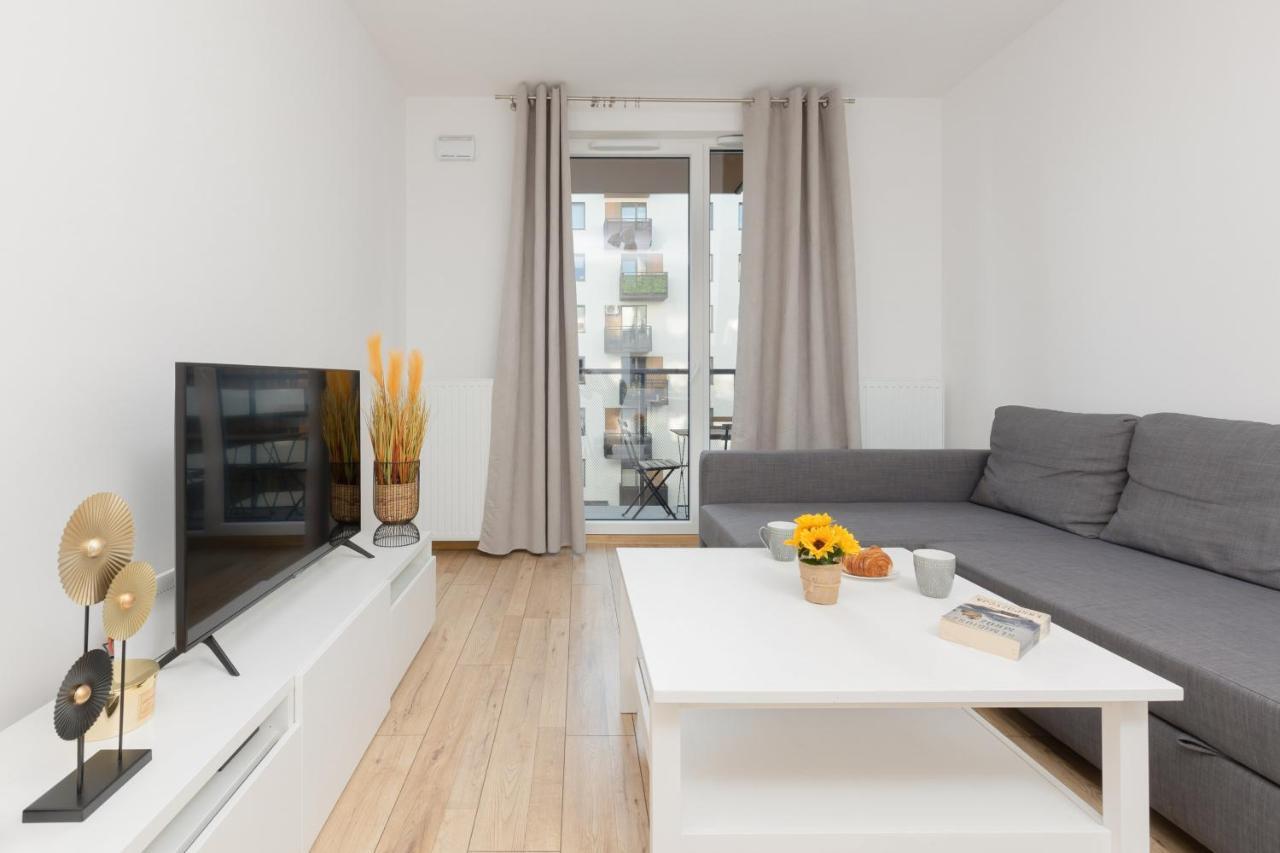 Ulrychow With Parking By Renters * Warsaw
